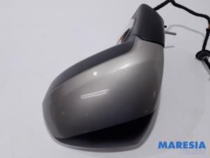 Used Wing mirror, left Peugeot 3008 I (0U/HU) 1.6 16V THP 155 Price € 149,00 Margin scheme offered by Maresia Parts