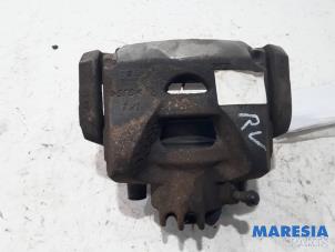 Used Front brake calliper, right Peugeot 208 I (CA/CC/CK/CL) 1.6 16V THP 155 Price € 50,00 Margin scheme offered by Maresia Parts