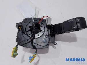 Używane Przelacznik Combi kolumny kierownicy Renault Espace (JK) 2.0 16V Turbo Cena € 90,00 Procedura marży oferowane przez Maresia Parts