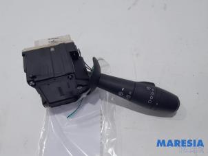 Used Wiper switch Renault Trafic (1FL/2FL/3FL/4FL) 1.6 dCi 95 Price € 60,50 Inclusive VAT offered by Maresia Parts