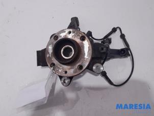 Used Knuckle, front right Renault Clio IV (5R) 0.9 Energy TCE 90 12V Price € 35,00 Margin scheme offered by Maresia Parts