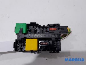 Used Fuse box Peugeot Expert (VA/VB/VE/VF/VY) 2.0 Blue HDi 120 16V Price € 60,50 Inclusive VAT offered by Maresia Parts