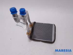 Used Heating radiator Renault Captur (2R) 0.9 Energy TCE 12V Price € 30,00 Margin scheme offered by Maresia Parts