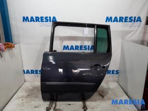 Used Rear door 4-door, left Renault Espace (JK) 2.0 Turbo 16V Grand Espace Price € 75,00 Margin scheme offered by Maresia Parts