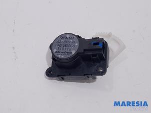 Used Heater valve motor Renault Captur (2R) 0.9 Energy TCE 12V Price € 40,00 Margin scheme offered by Maresia Parts