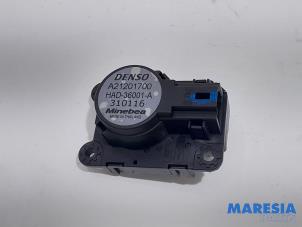 Used Heater valve motor Renault Captur (2R) 0.9 Energy TCE 12V Price € 40,00 Margin scheme offered by Maresia Parts