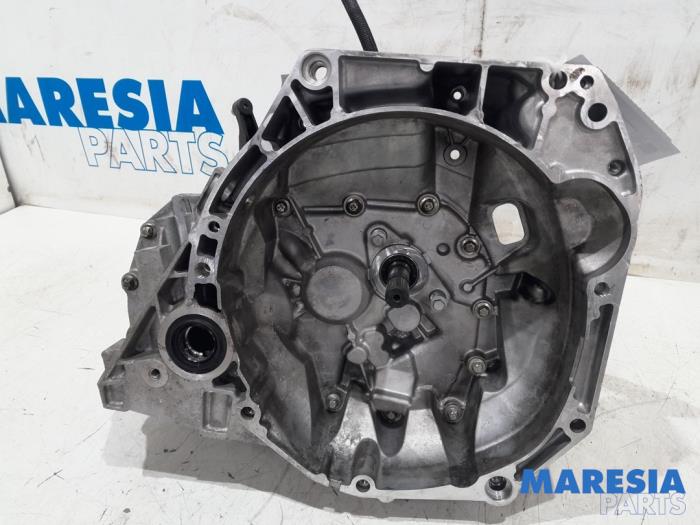 Gearbox from a Renault Clio V (RJAB) 1.0 TCe 100 12V 2019