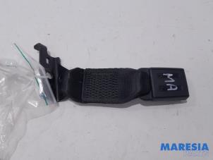 Used Rear seatbelt buckle, centre Fiat Panda (312) 0.9 TwinAir 65 Price € 10,00 Margin scheme offered by Maresia Parts