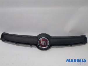 Used Grille Fiat Panda (312) 0.9 TwinAir 65 Price € 20,00 Margin scheme offered by Maresia Parts