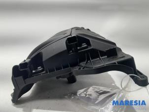 Ventildeckel van een Citroën DS3 (SA) 1.4 16V VTi 2011
