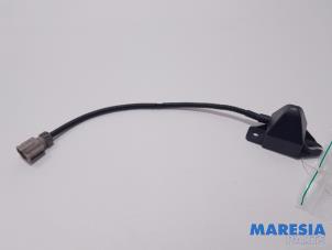 Used Tyre pressure antenna Citroen C5 III Tourer (RW) 2.7 HDiF V6 24V Autom. Price € 30,00 Margin scheme offered by Maresia Parts