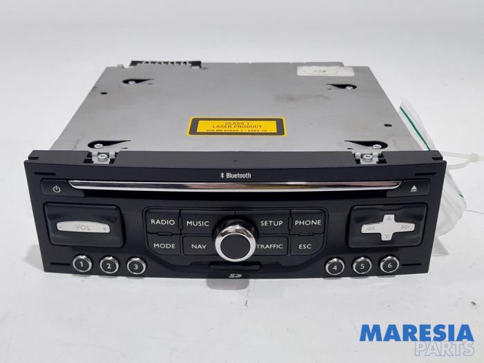Radioodtwarzacz CD z Peugeot 3008 I (0U/HU) 1.6 16V THP 155 2011