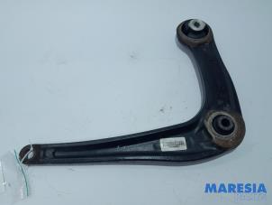 Used Front lower wishbone, right Peugeot Expert (VA/VB/VE/VF/VY) 2.0 Blue HDi 120 16V Price € 42,35 Inclusive VAT offered by Maresia Parts