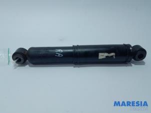 Used Rear shock absorber, right Peugeot Expert (VA/VB/VE/VF/VY) 2.0 Blue HDi 120 16V Price € 48,40 Inclusive VAT offered by Maresia Parts