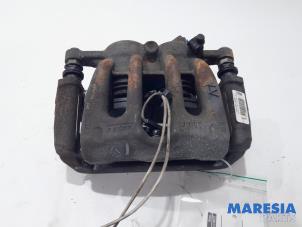 Used Front brake calliper, left Citroen C5 III Tourer (RW) 2.7 HDiF V6 24V Autom. Price € 50,00 Margin scheme offered by Maresia Parts