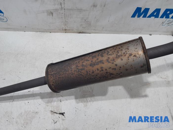 Gebrauchte Auspuff Mitteldämpfer Peugeot 208 I (CA/CC/CK/CL) 1.2 Vti 12V PureTech 82 Preis € 84,99 Margenregelung angeboten von Maresia Parts