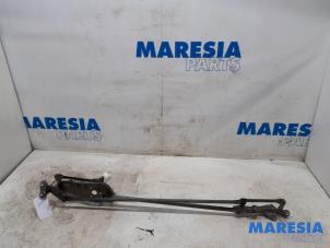 Used Wiper mechanism Renault Espace (JK) 2.0 Turbo 16V Grand Espace Price € 19,95 Margin scheme offered by Maresia Parts