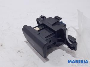 Used Parking brake switch Peugeot 508 SW (8E/8U) 2.0 BlueHDi 180 16V Price € 35,00 Margin scheme offered by Maresia Parts