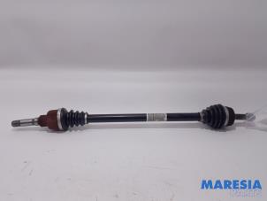 Used Front drive shaft, right Peugeot 208 I (CA/CC/CK/CL) 1.2 Vti 12V PureTech 82 Price € 50,00 Margin scheme offered by Maresia Parts