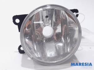 Used Fog light, front right Peugeot 208 I (CA/CC/CK/CL) 1.2 Vti 12V PureTech 82 Price € 20,00 Margin scheme offered by Maresia Parts