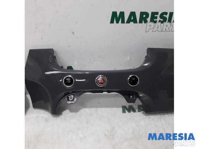 Dashboard part from a Fiat 500 (312) 0.9 TwinAir 85 2011