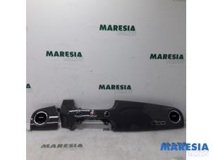 Used Dashboard part Fiat 500 (312) 0.9 TwinAir 85 Price € 75,00 Margin scheme offered by Maresia Parts