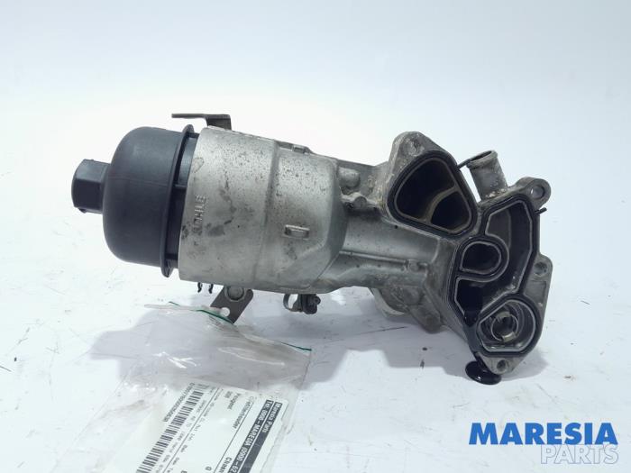 Gebrauchte Ölfilterhalter Peugeot 308 SW (L4/L9/LC/LJ/LR) 1.6 BlueHDi 120 Preis € 75,00 Margenregelung angeboten von Maresia Parts