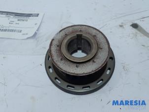 Used Crankshaft sprocket Peugeot 308 SW (L4/L9/LC/LJ/LR) 1.6 BlueHDi 120 Price € 35,00 Margin scheme offered by Maresia Parts