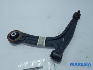 Used Front lower wishbone, left Fiat 500 (312) 1.2 69 Price € 20,00 Margin scheme offered by Maresia Parts