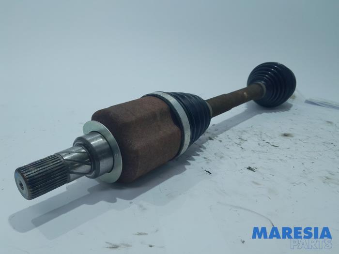 Front drive shaft, left from a Renault Scénic III (JZ) 1.5 dCi 110 2014