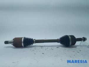 Used Front drive shaft, left Renault Scénic III (JZ) 1.5 dCi 110 Price € 105,00 Margin scheme offered by Maresia Parts