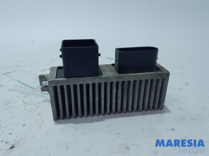 Usagé Ordinateur refroidisseur Renault Scénic III (JZ) 1.5 dCi 110 Prix € 25,00 Règlement à la marge proposé par Maresia Parts