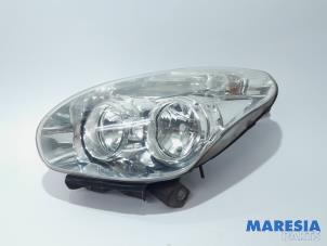 Used Headlight, left Fiat Doblo Cargo (263) 1.4 T-Jet 16V Price € 96,80 Inclusive VAT offered by Maresia Parts