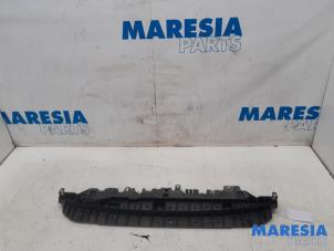 Used Front bumper frame Peugeot 208 I (CA/CC/CK/CL) 1.4 16V Price € 35,00 Margin scheme offered by Maresia Parts