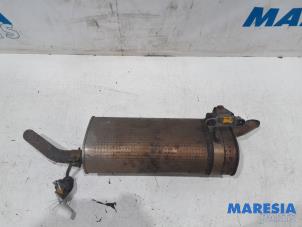 Auspuff Enddämpfer van een Peugeot 208 I (CA/CC/CK/CL) 1.4 16V 2013