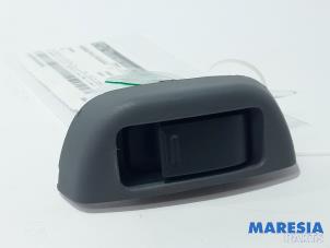 Usados Interruptor de ventanilla eléctrica Citroen C1 1.0 12V Precio € 10,00 Norma de margen ofrecido por Maresia Parts