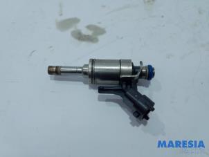 Usagé Injecteur (injection essence) Peugeot 508 SW (8E/8U) 1.6 THP 16V Prix € 35,00 Règlement à la marge proposé par Maresia Parts