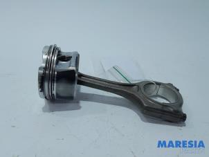 Used Connecting rod Citroen C3 (SC) 1.6 16V VTi 120 Price € 50,00 Margin scheme offered by Maresia Parts