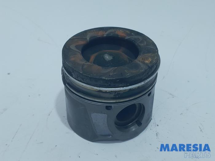 Used Piston Citroen Jumpy (G9) 2.0 HDiF 16V 125 Price € 36,30 Inclusive VAT offered by Maresia Parts