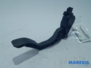 Used Throttle pedal position sensor Peugeot 208 I (CA/CC/CK/CL) 1.4 16V Price € 20,00 Margin scheme offered by Maresia Parts