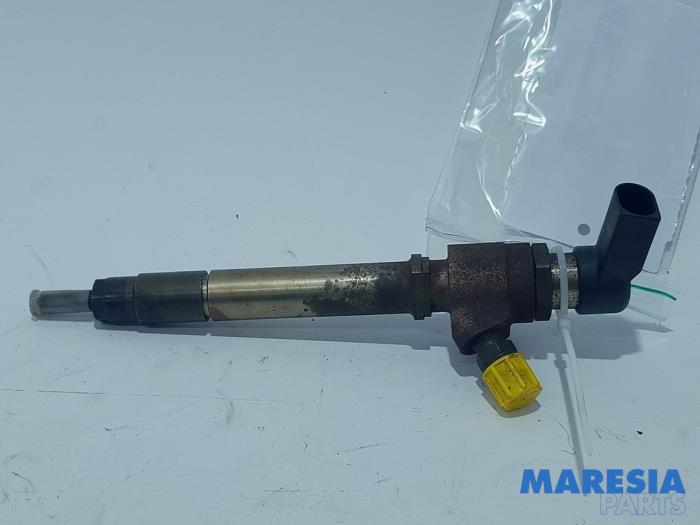 Usagé Injecteurs Citroen C5 III Tourer (RW) 2.7 HDiF V6 24V Autom. Prix € 105,00 Règlement à la marge proposé par Maresia Parts