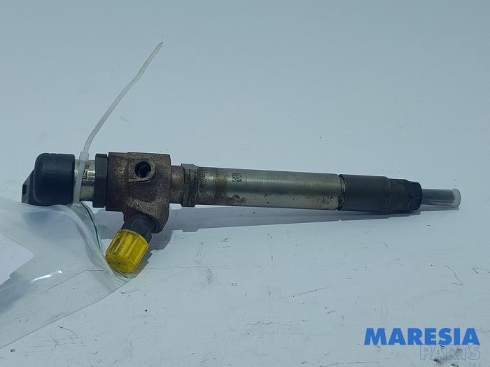 Usagé Injecteurs Citroen C5 III Tourer (RW) 2.7 HDiF V6 24V Autom. Prix € 105,00 Règlement à la marge proposé par Maresia Parts