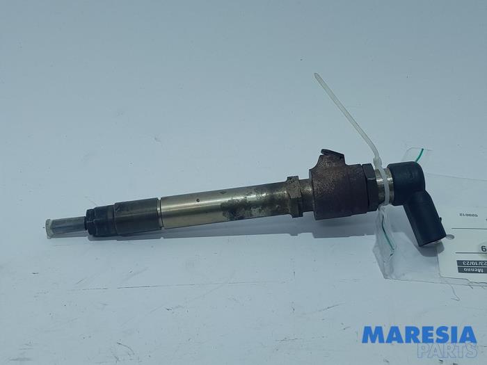 Usagé Injecteurs Citroen C5 III Tourer (RW) 2.7 HDiF V6 24V Autom. Prix € 105,00 Règlement à la marge proposé par Maresia Parts
