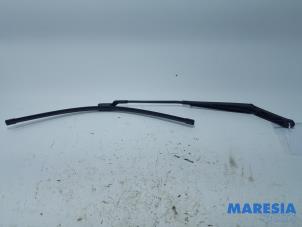 Used Front wiper arm Peugeot 508 SW (8E/8U) 2.0 BlueHDi 180 16V Price € 20,00 Margin scheme offered by Maresia Parts