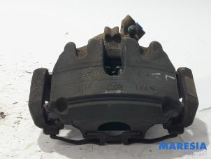 Used Front brake calliper, left Peugeot 508 SW (8E/8U) 2.0 BlueHDi 180 16V Price € 28,00 Margin scheme offered by Maresia Parts