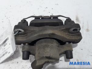 Used Front brake calliper, right Peugeot 508 SW (8E/8U) 2.0 BlueHDi 180 16V Price € 28,00 Margin scheme offered by Maresia Parts