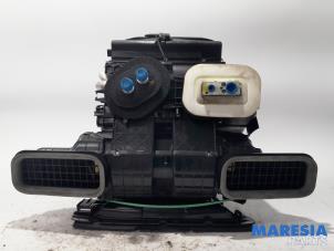 Used Heater housing Renault Megane III Grandtour (KZ) 1.4 16V TCe 130 Price € 420,00 Margin scheme offered by Maresia Parts