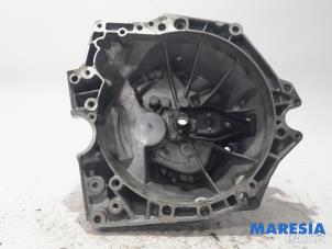Used Gearbox casing Peugeot Partner (GC/GF/GG/GJ/GK) 1.6 HDI 90 16V Price € 60,50 Inclusive VAT offered by Maresia Parts