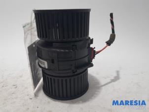Used Heating and ventilation fan motor Renault Scénic III (JZ) 1.5 dCi 110 Price € 50,00 Margin scheme offered by Maresia Parts