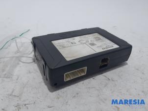 Used Navigation module Renault Scénic III (JZ) 1.5 dCi 110 Price € 50,00 Margin scheme offered by Maresia Parts